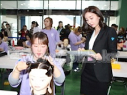 髻尚坊旗下品牌MIKKA特邀韩国知名接发老师带来全新接发技术