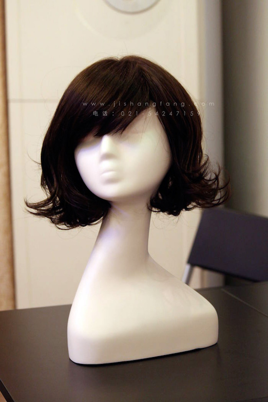 我们通过肤色来选择产品的同时设计款式时也要考虑发型的内涵3.jpg 我们通过肤色来选择产品的同时设计款式时也要考虑发型的内涵3