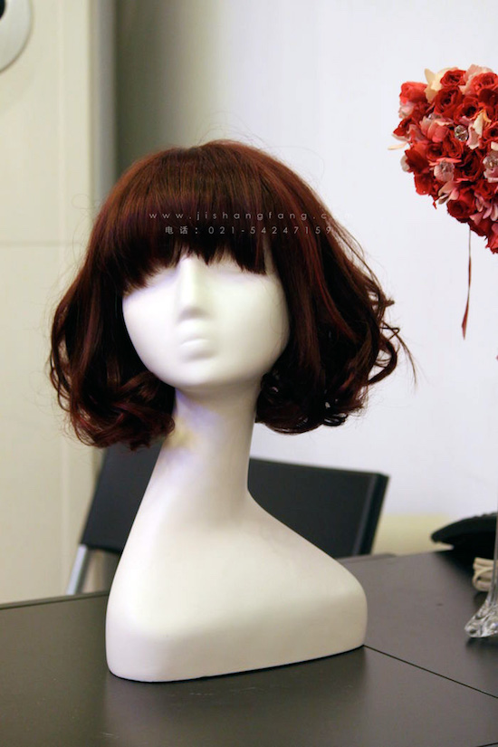 我们通过肤色来选择产品的同时设计款式时也要考虑发型的内涵8.jpg 我们通过肤色来选择产品的同时设计款式时也要考虑发型的内涵8