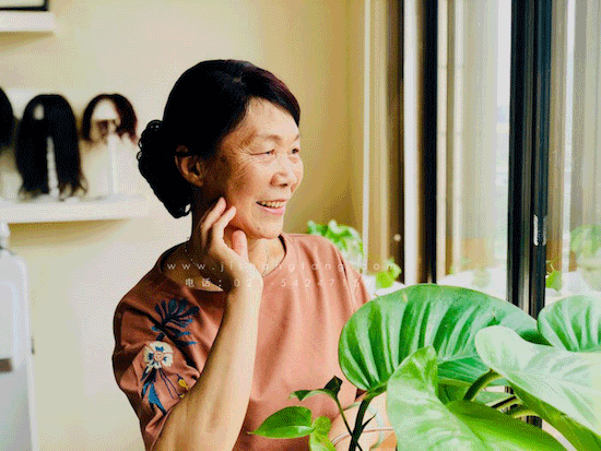 岁月带给我们的印记在我们追求的精致生活中慢慢消磨