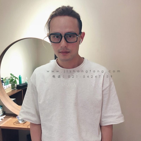 髻尚坊的男士增发补发早就不仅仅是一个单纯解决问题的手段