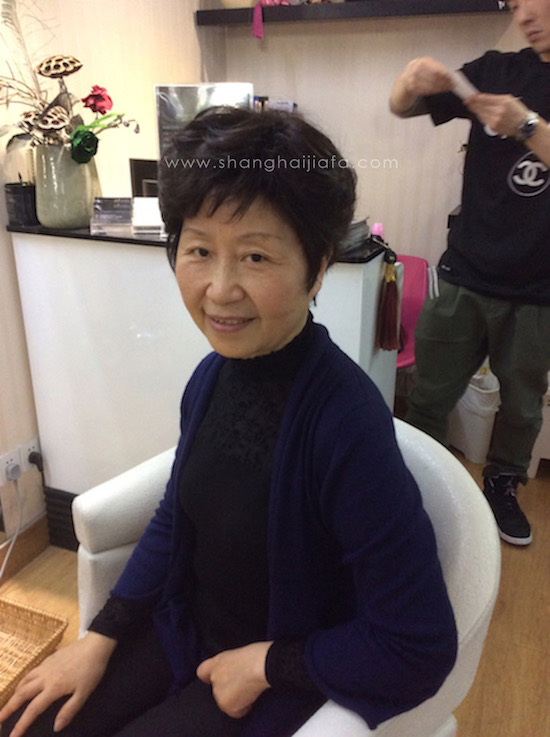 格兰慕丝手钩款时尚假发系列有着与真发相近的质感11.jpg 格兰慕丝手钩款时尚假发系列有着与真发相近的质感.jpg