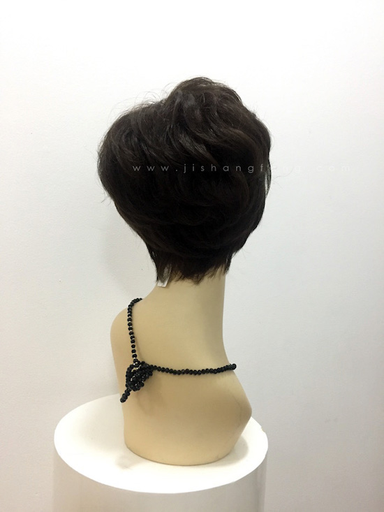 【女士时尚假发】时尚假发和化妆品服饰一样是女性展示美的重要部分12.jpg 【女士时尚假发】时尚假发和化妆品服饰一样是女性展示美的重要部分12.jpg